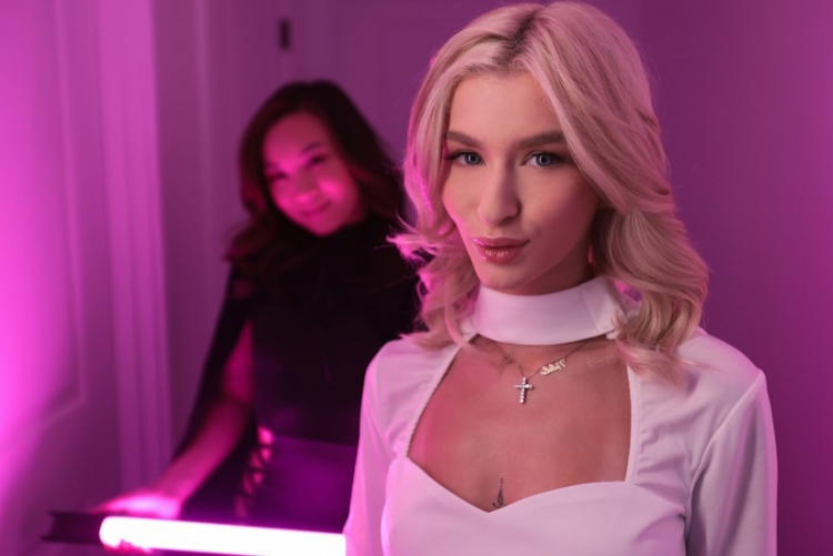 Stepsis Joins The Lust Side