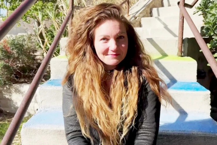 Anastasia - 30 Years Old, Medical Secretary in Annecy