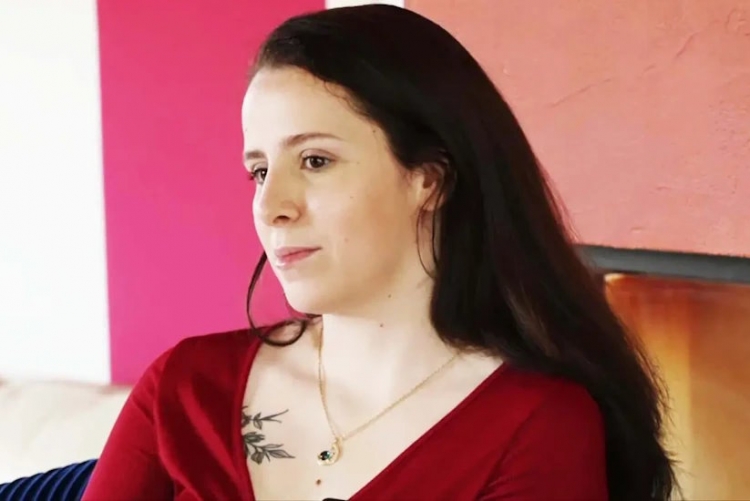 Lily, 30 Years Old, From Lyon