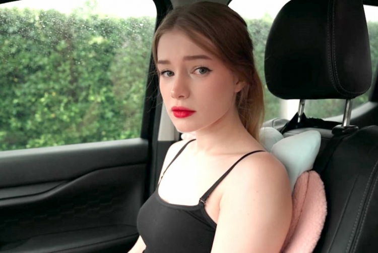 Taxi Driver Fucked Her Tight Pussy Rough At Home