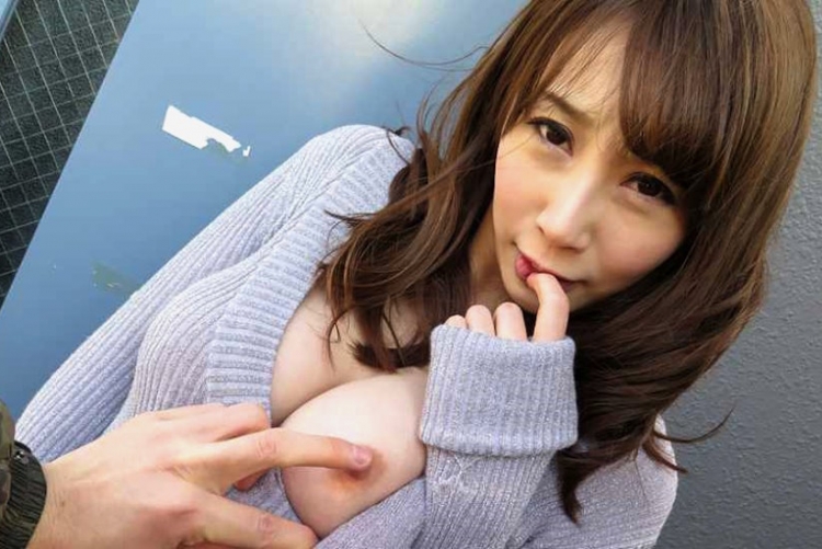 Busty Angel Aya Kisaki Sucks Dick On The First Date