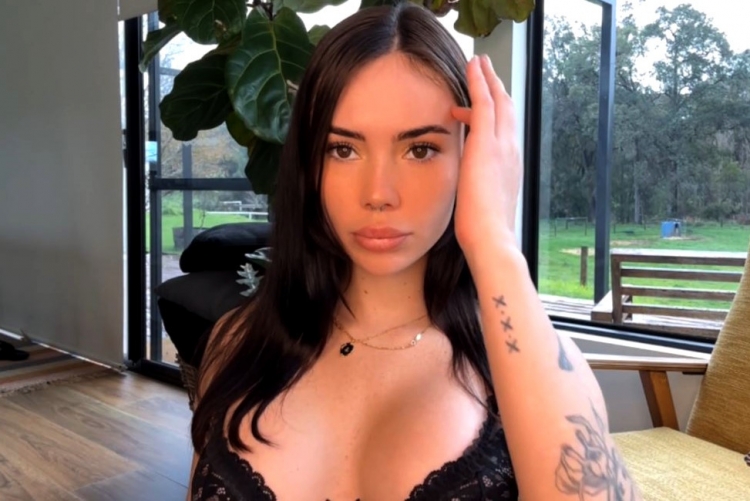 Jiggle Jiggle POV BG Fuck With Facial