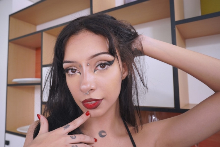 Very Beautifull Slim Brazilian, In Goth Mode And Gets Fucked By 4 Big Cocks, OB550