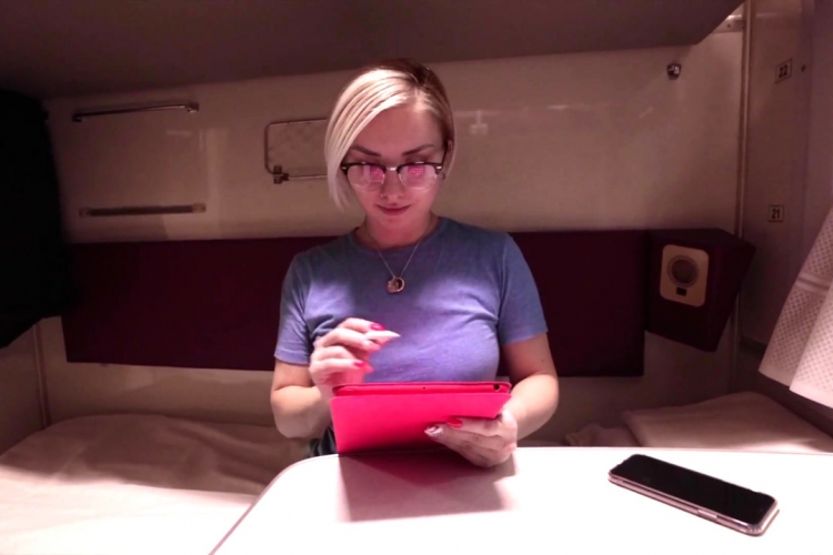 Met a Hot Bitch On The Train And Fucked Her Hard With a Big Cock