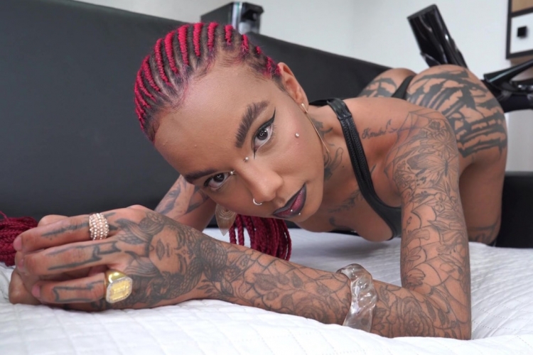 Lara Rouge, Beautiful Black Goth Brazilian Model & Singer First Real Porn Scene, OB582