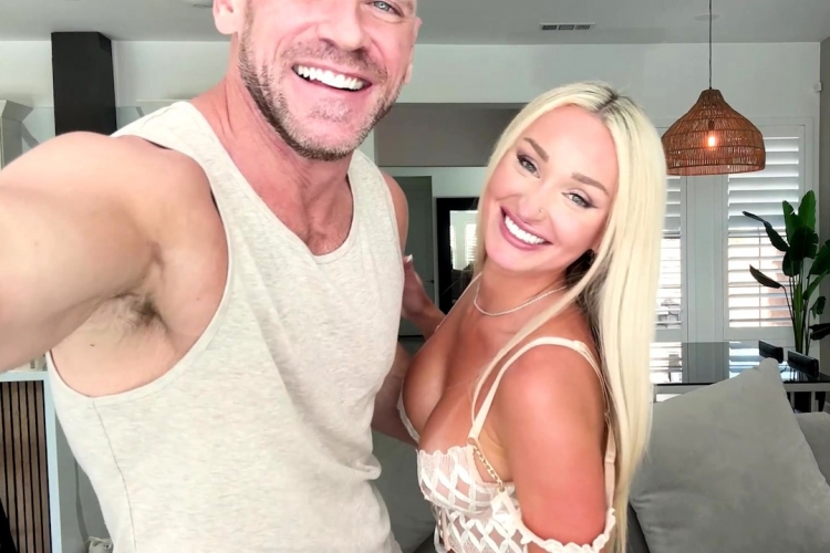 Huge Tits, Pink Pussy, and an Unbelievable Ass