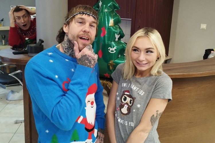 Boyfriend Catches Chloe Temple Cheating On Christmas