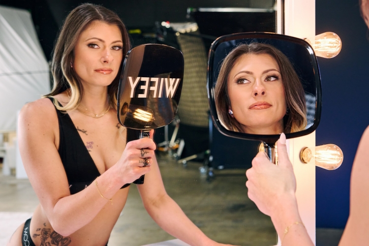 Hotwife Gets Stretched Out By Massive Cock