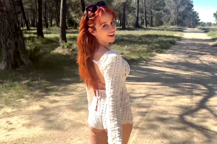 25 Years Old, A Very Seductive Tourist