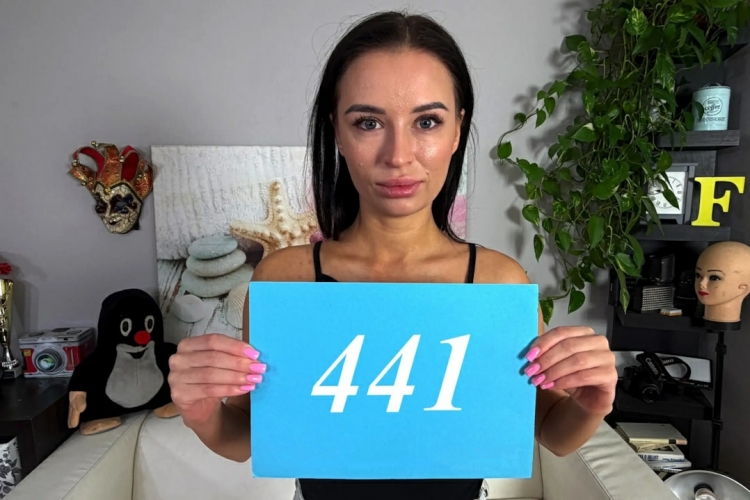 Sexy Brunette From Belarus Makes The Most Of A Casting Fuck