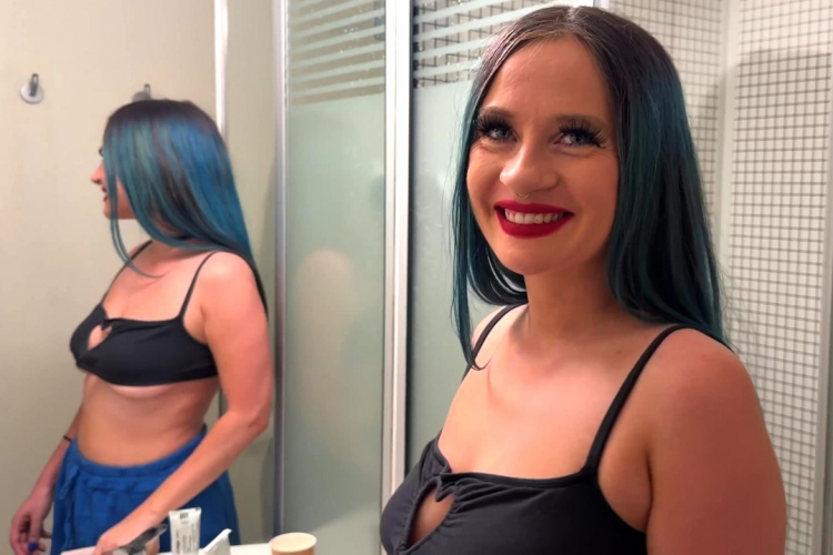 31, Dreamed Of Being The Star For Her Comeback!